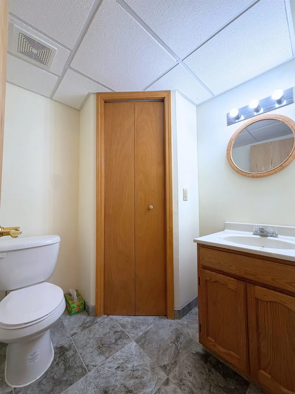 1496 W Dodge Road Vienna Charter Township, MI 48420