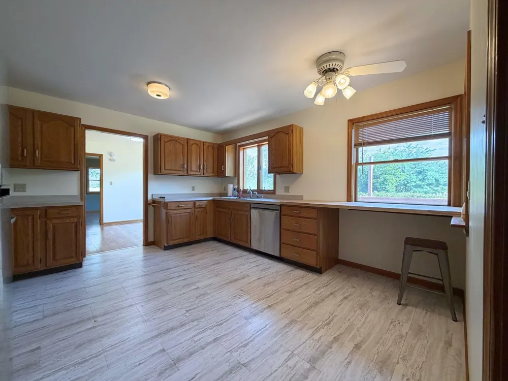 1496 W Dodge Road Vienna Charter Township, MI 48420
