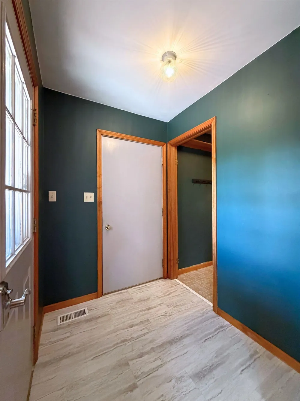 1496 W Dodge Road Vienna Charter Township, MI 48420