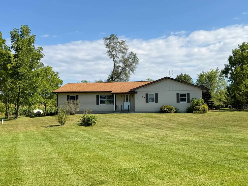 1496 W Dodge Road Vienna Charter Township, MI 48420