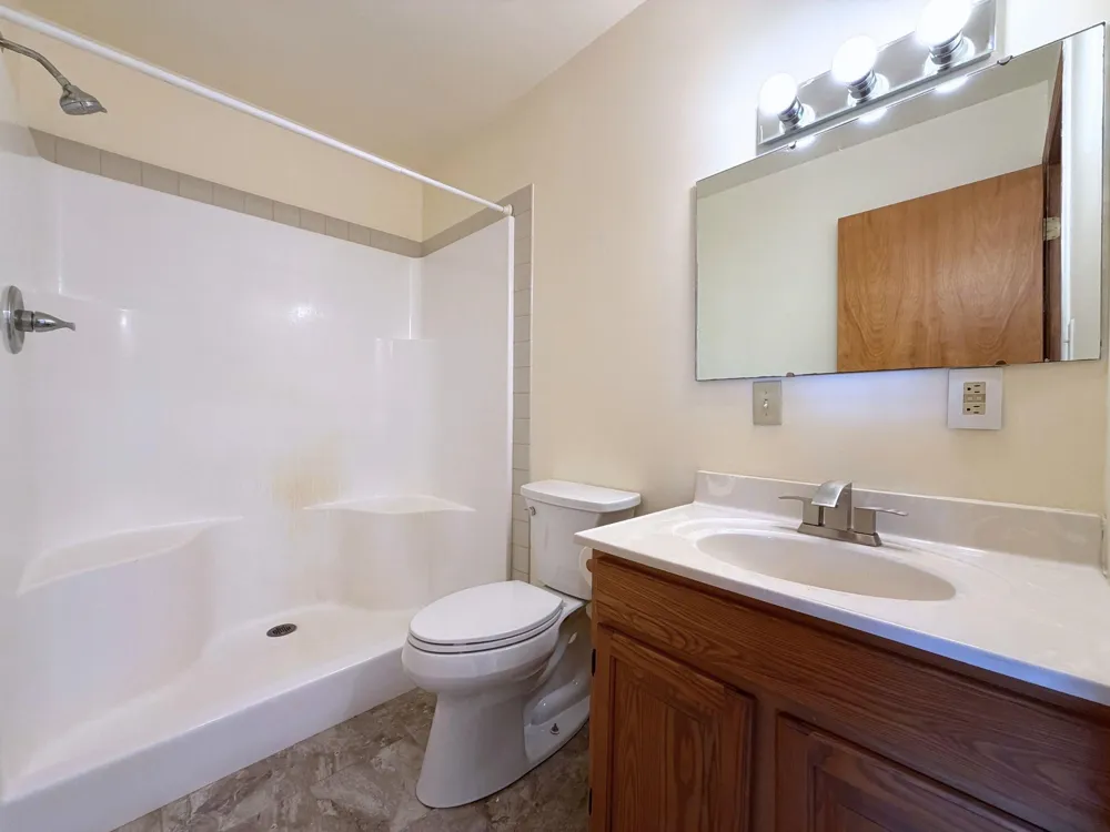 1496 W Dodge Road Vienna Charter Township, MI 48420