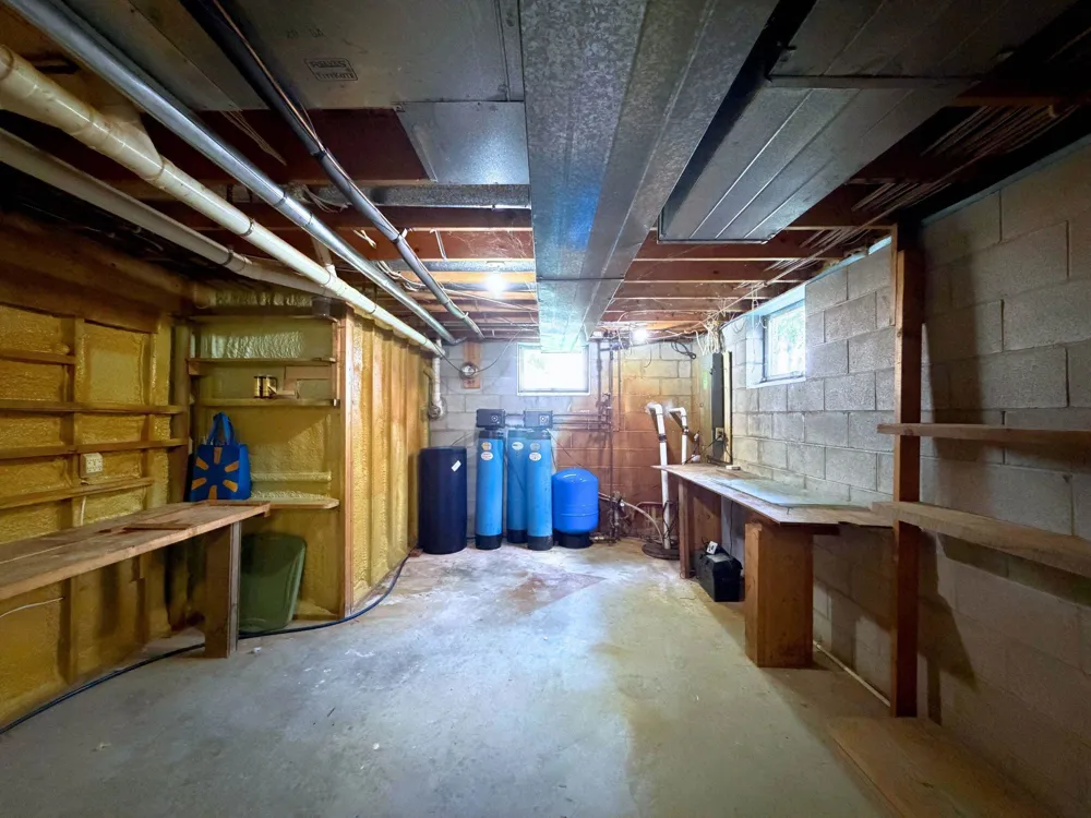 1496 W Dodge Road Vienna Charter Township, MI 48420