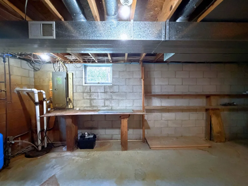 1496 W Dodge Road Vienna Charter Township, MI 48420