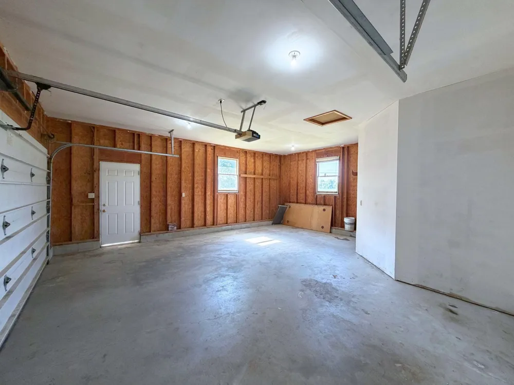 1496 W Dodge Road Vienna Charter Township, MI 48420