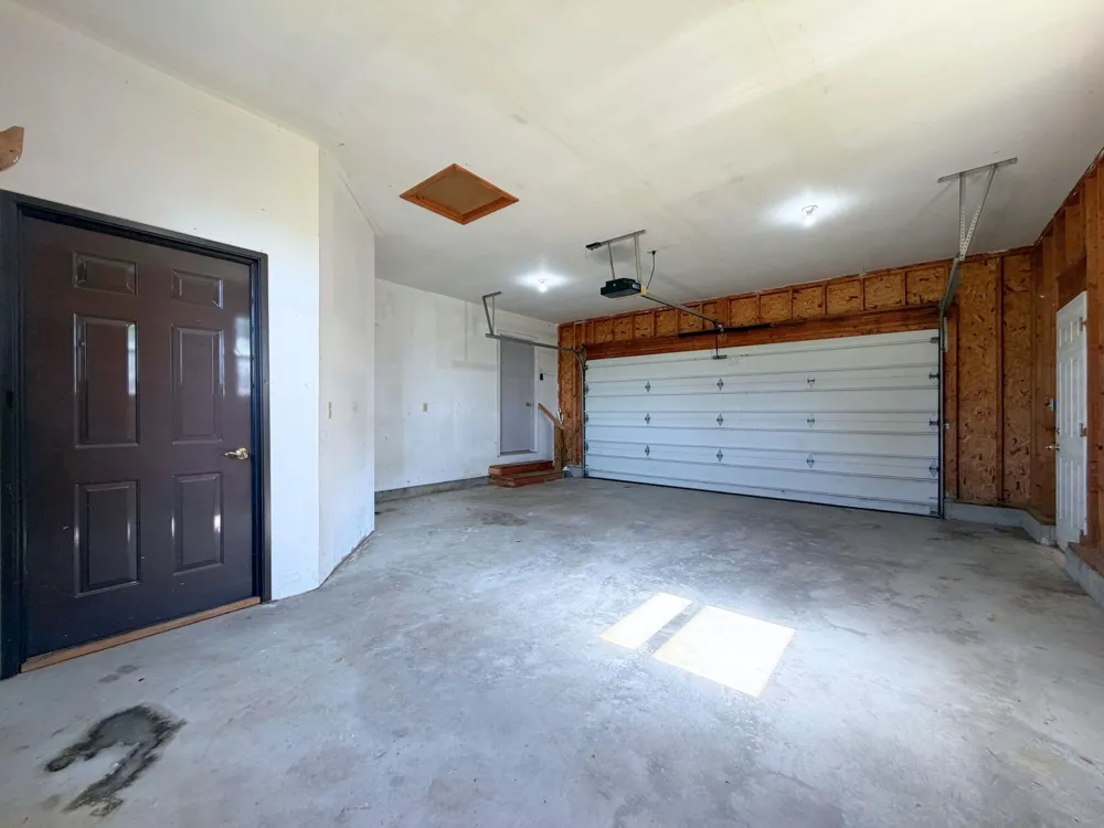 1496 W Dodge Road Vienna Charter Township, MI 48420