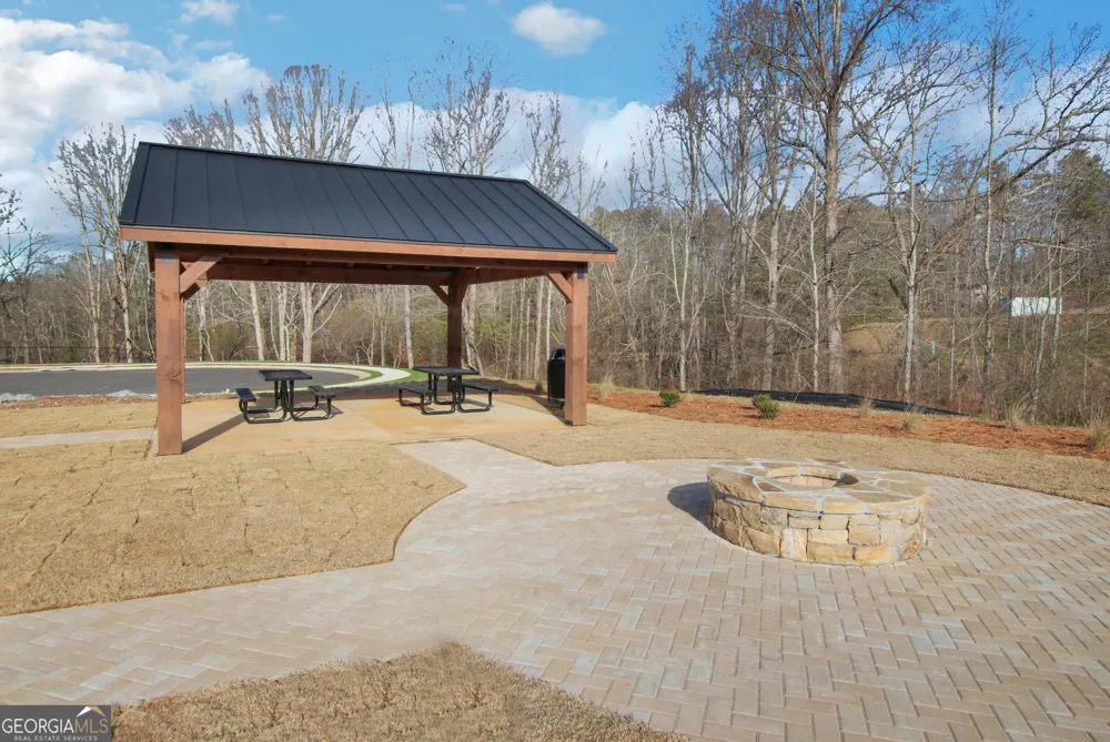 5 Trace Bluff Dawsonville, GA 30534