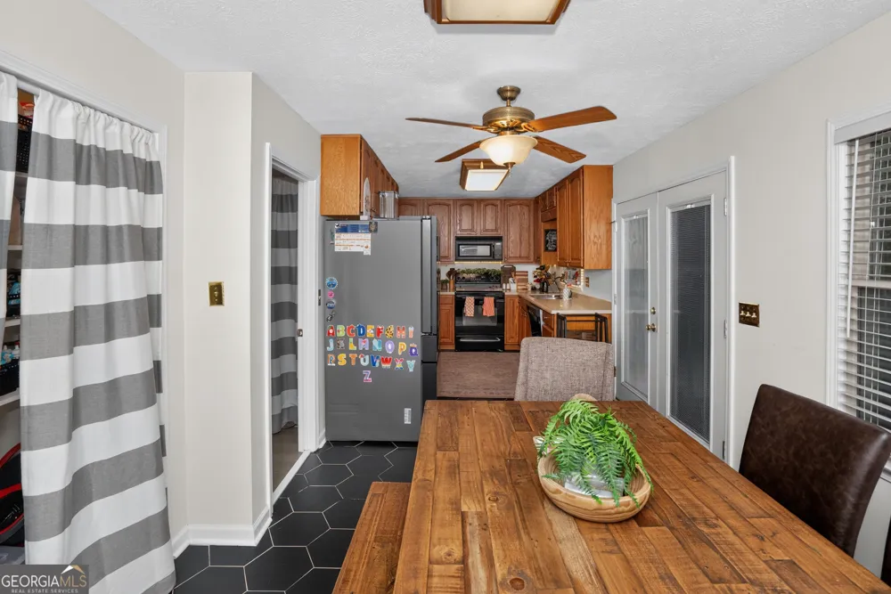 232 Clark RD Griffin, GA 30224