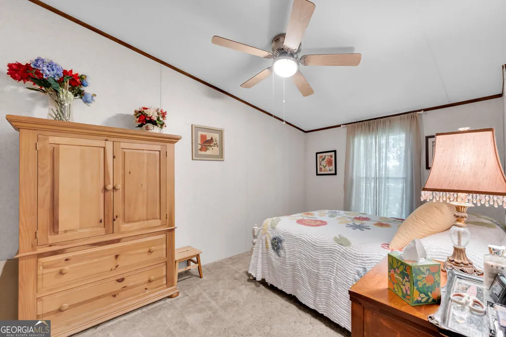 1664 Akin RD Martin, GA 30557