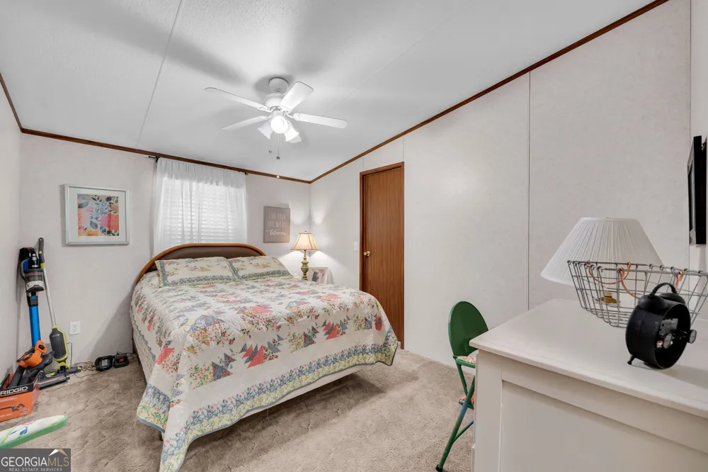 1664 Akin RD Martin, GA 30557