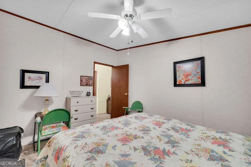 1664 Akin RD Martin, GA 30557