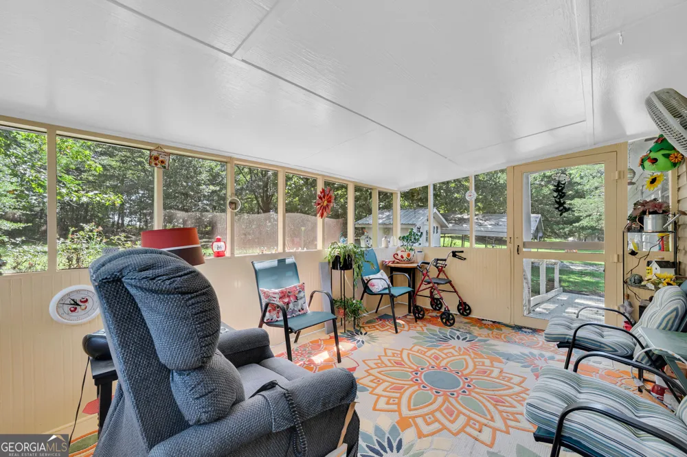 1664 Akin RD Martin, GA 30557