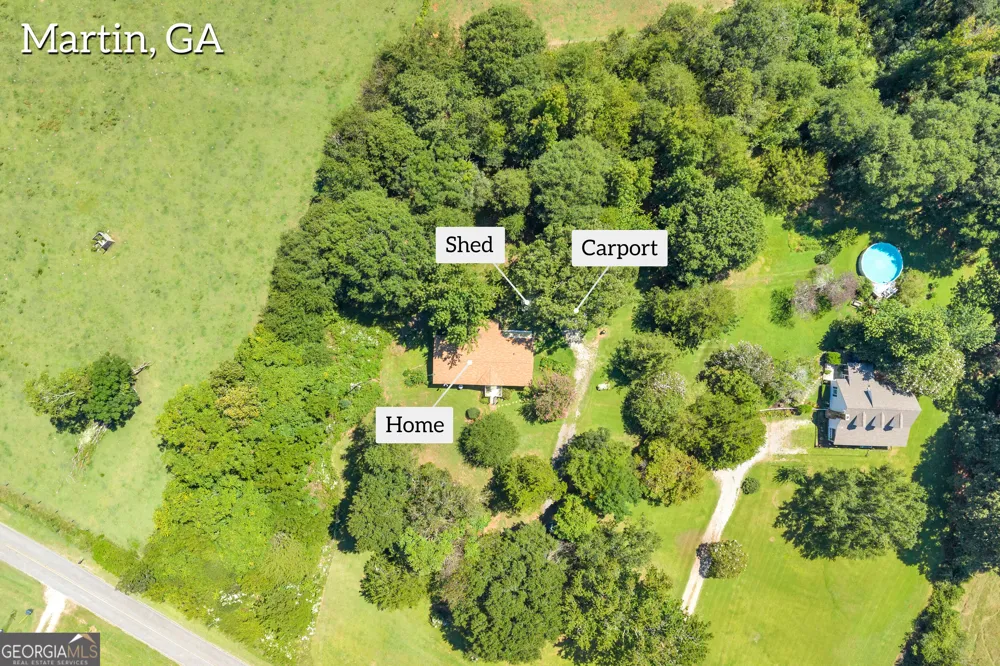 1664 Akin RD Martin, GA 30557