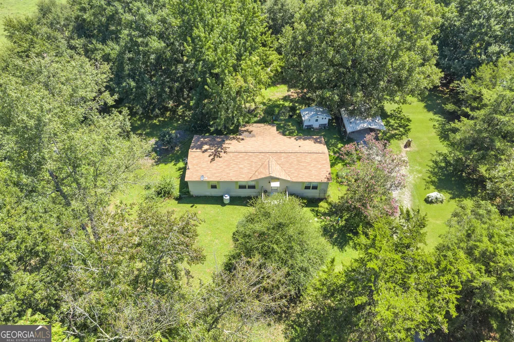 1664 Akin RD Martin, GA 30557