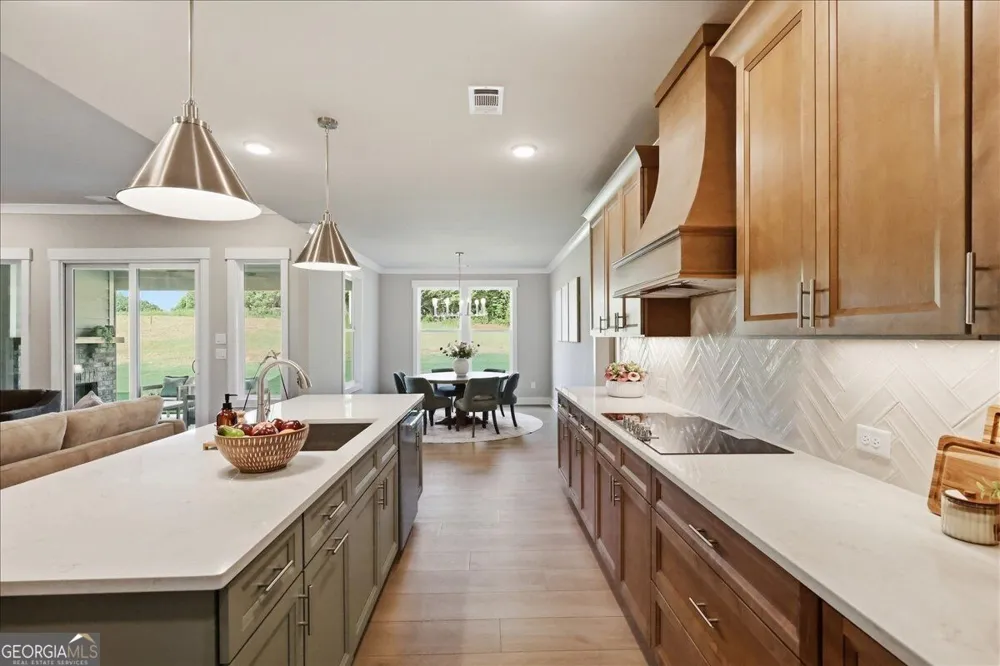 157 Maney DR Statham, GA 30666