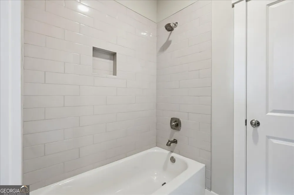 157 Maney DR Statham, GA 30666