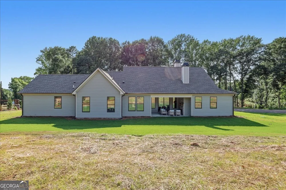 157 Maney DR Statham, GA 30666