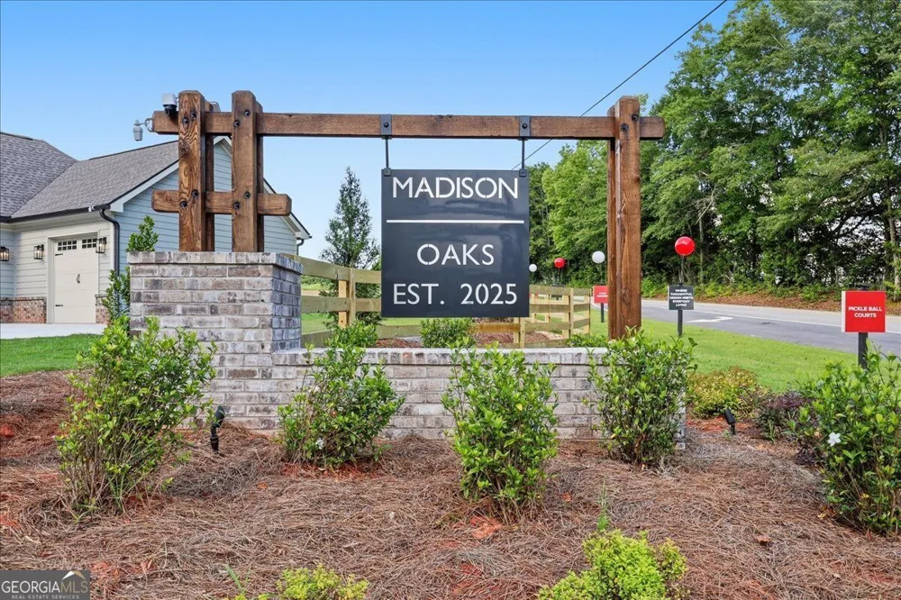 157 Maney DR Statham, GA 30666