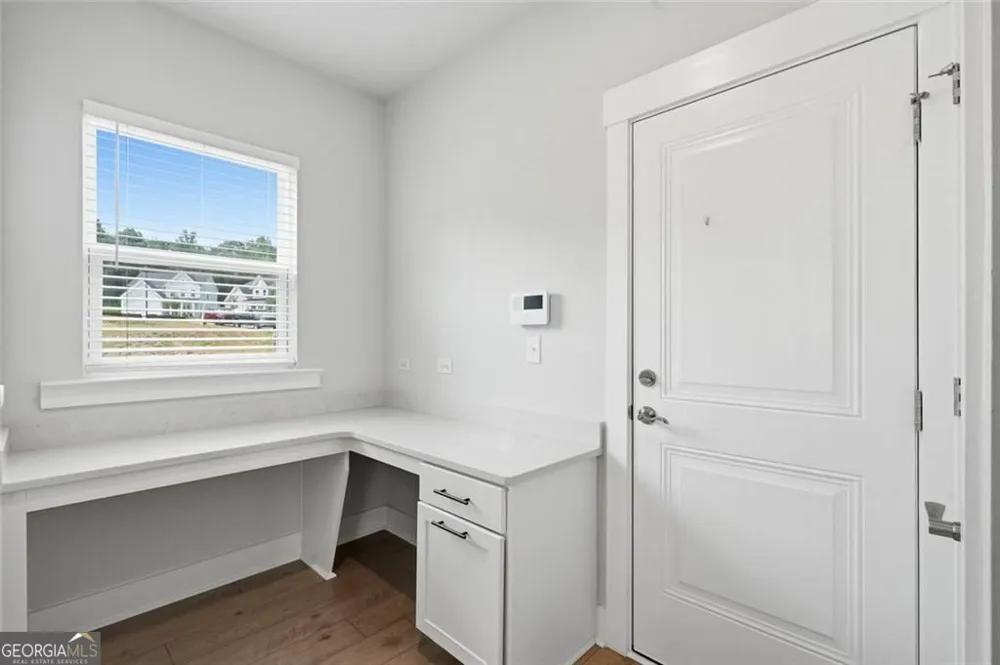 4719 Wilderness TRL Flowery Branch, GA 30542