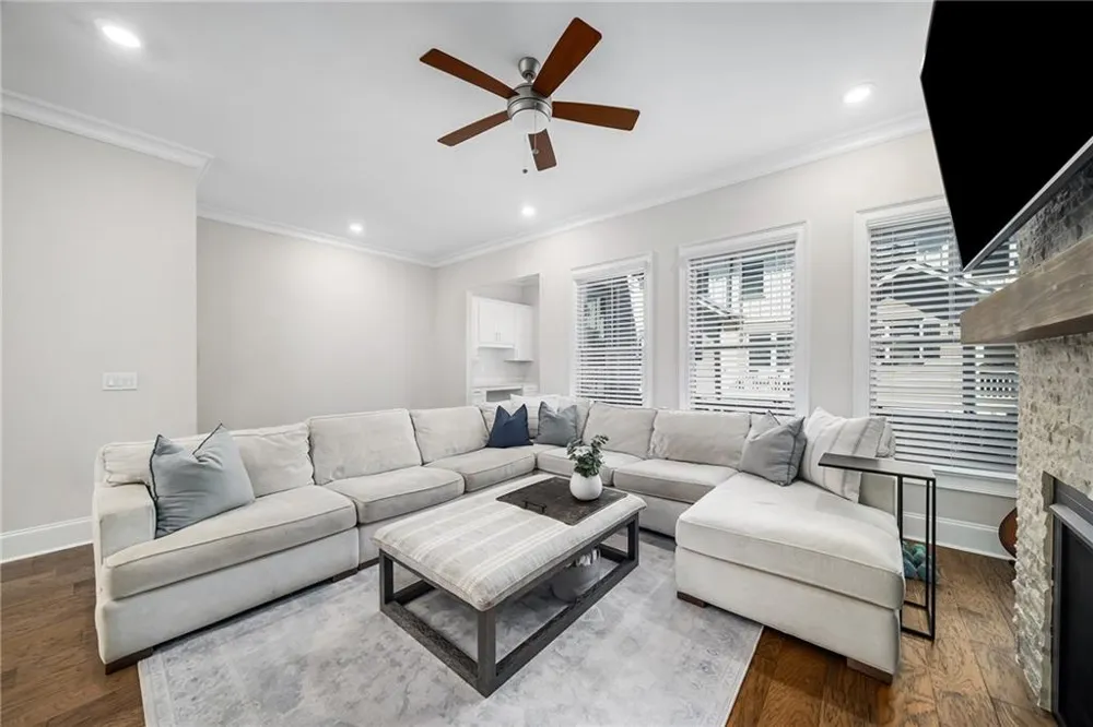 896 Mayfield Road Alpharetta, GA 30009