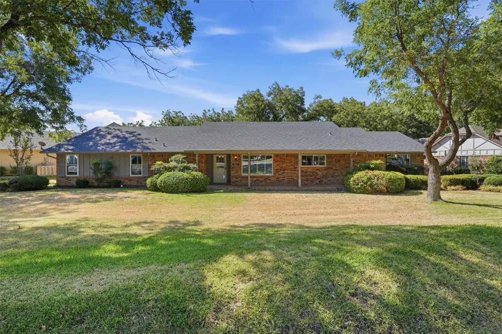 6116 Belvidere Circle Granbury, TX 76049