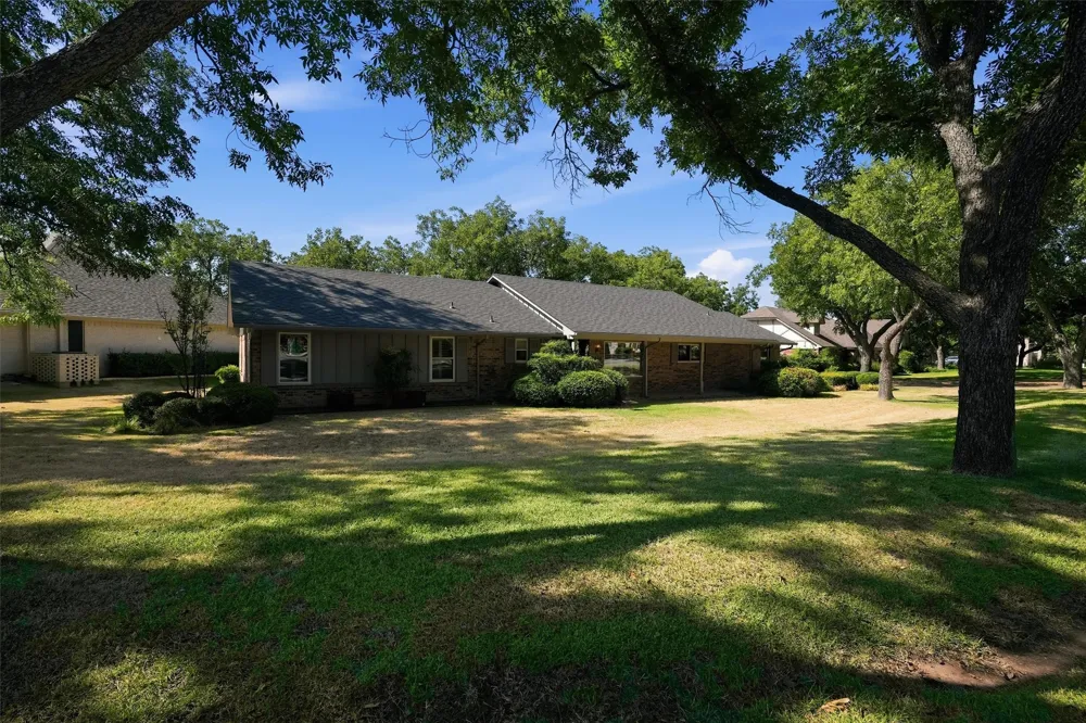 6116 Belvidere Circle Granbury, TX 76049