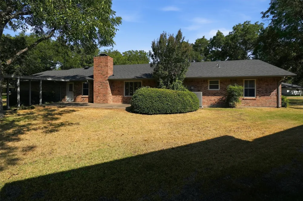 6116 Belvidere Circle Granbury, TX 76049