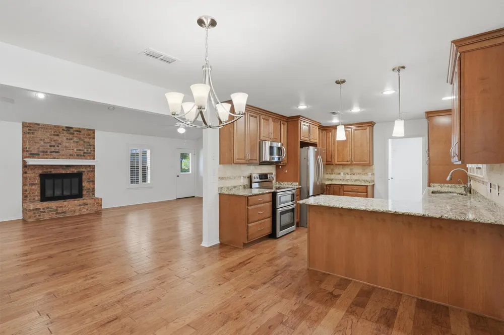 6116 Belvidere Circle Granbury, TX 76049
