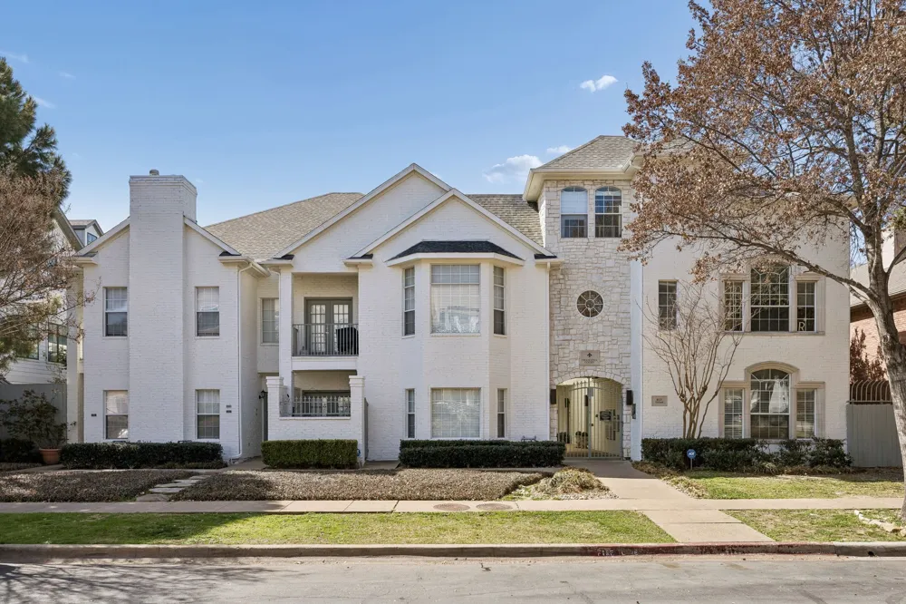 4125 Holland Avenue #203 Dallas, TX 75219