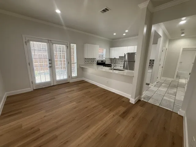 4125 Holland Avenue #203 Dallas, TX 75219