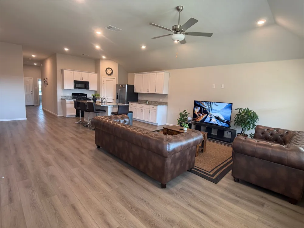 401 Forsyth Princeton, TX 75407