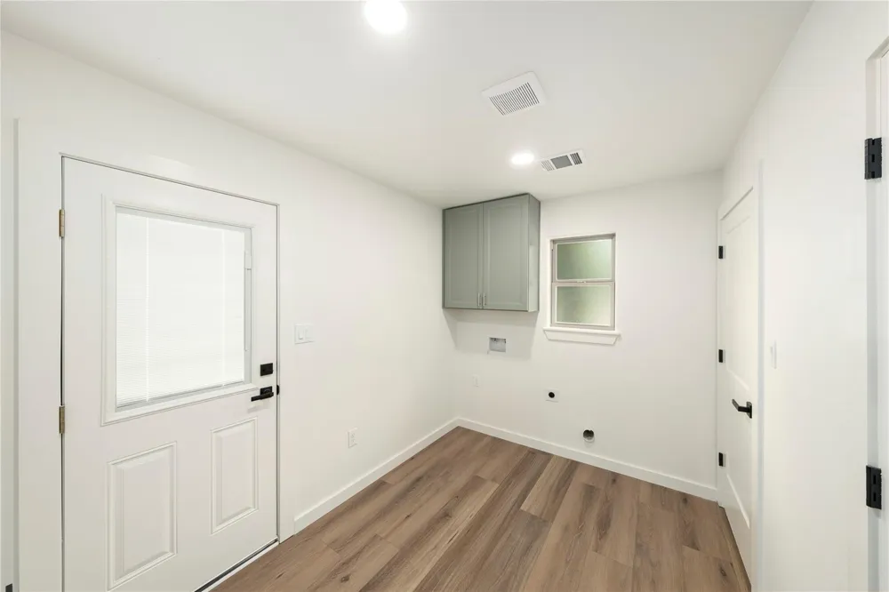 2109 County Road 353 Brazoria, TX 77422