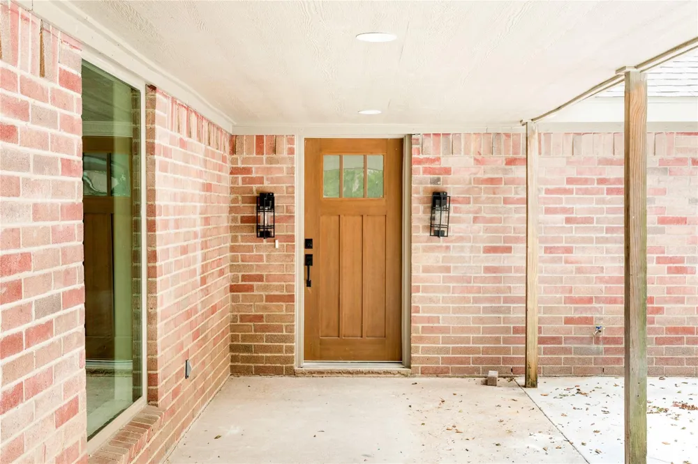 2109 County Road 353 Brazoria, TX 77422