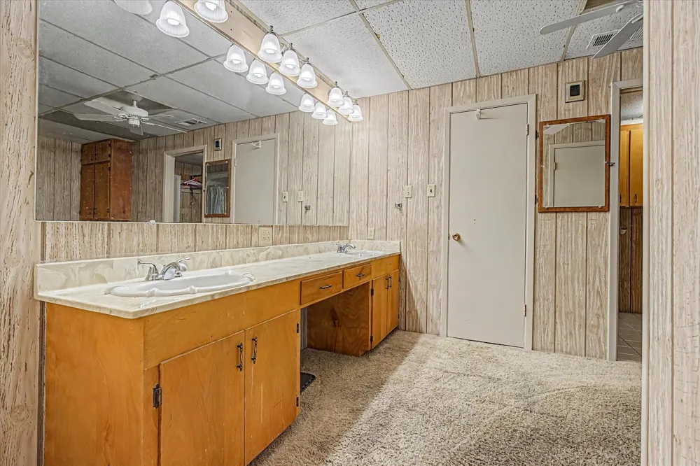 120 Fern Lane Highlands, TX 77562