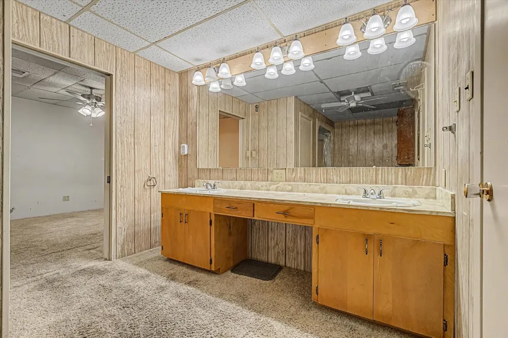 120 Fern Lane Highlands, TX 77562