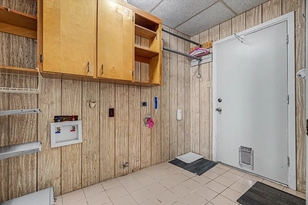 120 Fern Lane Highlands, TX 77562