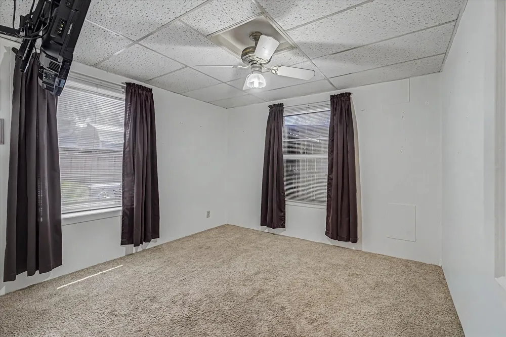 120 Fern Lane Highlands, TX 77562
