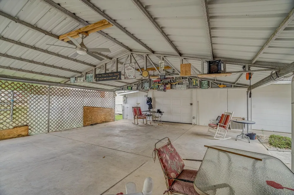 120 Fern Lane Highlands, TX 77562