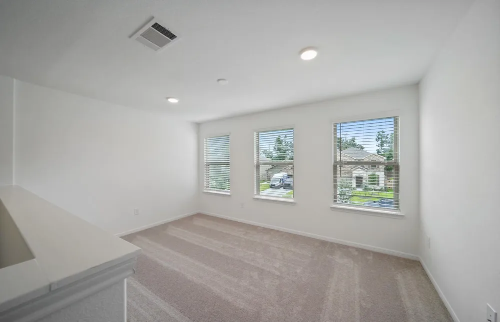326 Smugglers Bay Lane Crosby, TX 77532