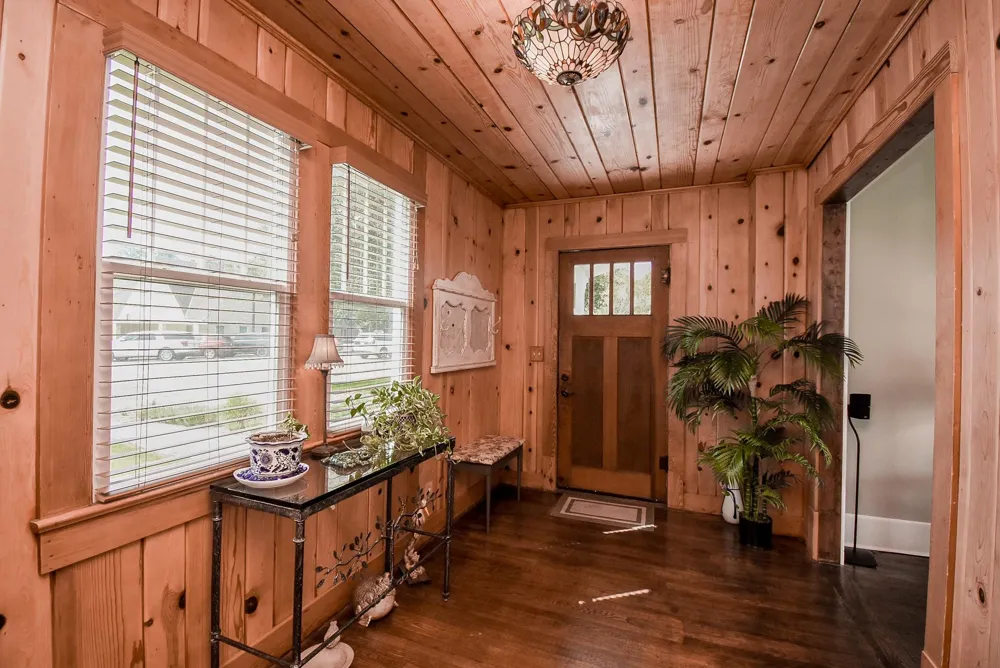 210 W Calhoun Street El Campo, TX 77437