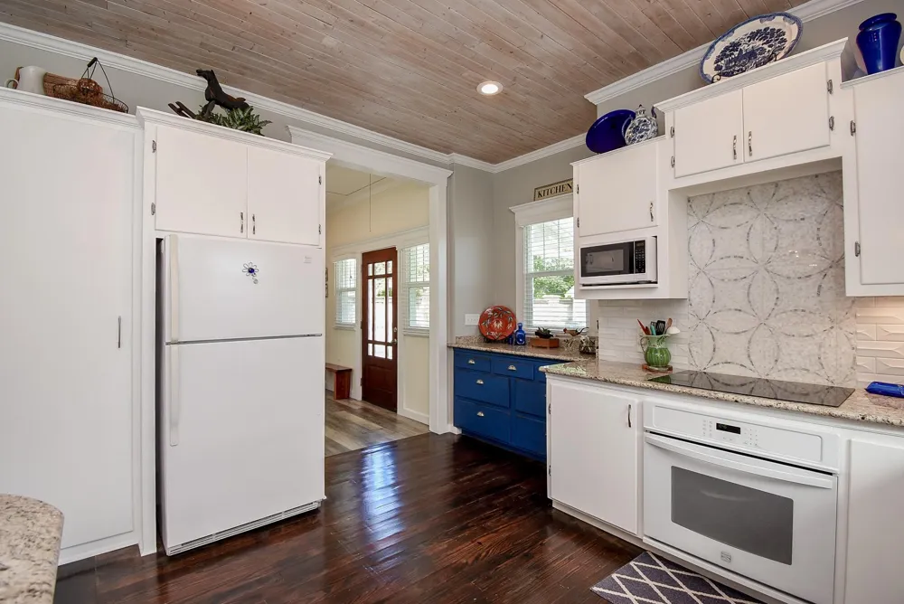 210 W Calhoun Street El Campo, TX 77437