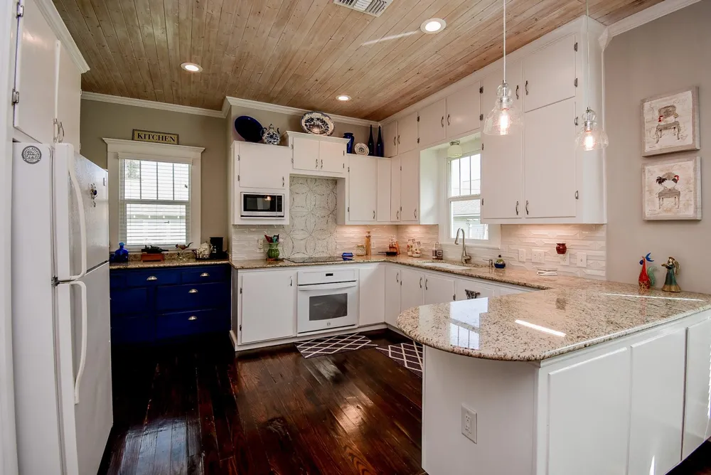 210 W Calhoun Street El Campo, TX 77437