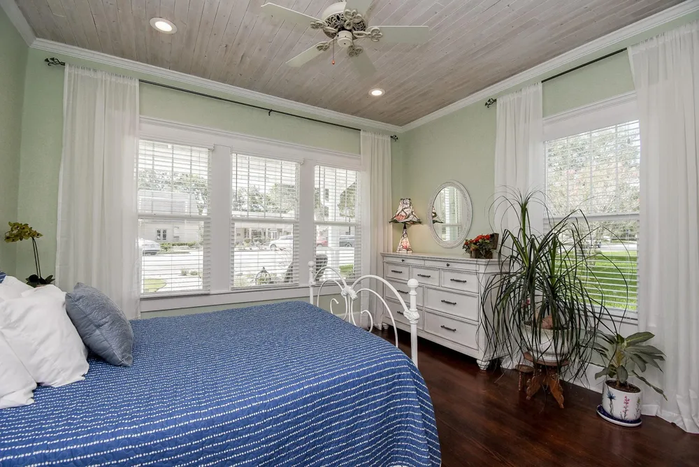 210 W Calhoun Street El Campo, TX 77437