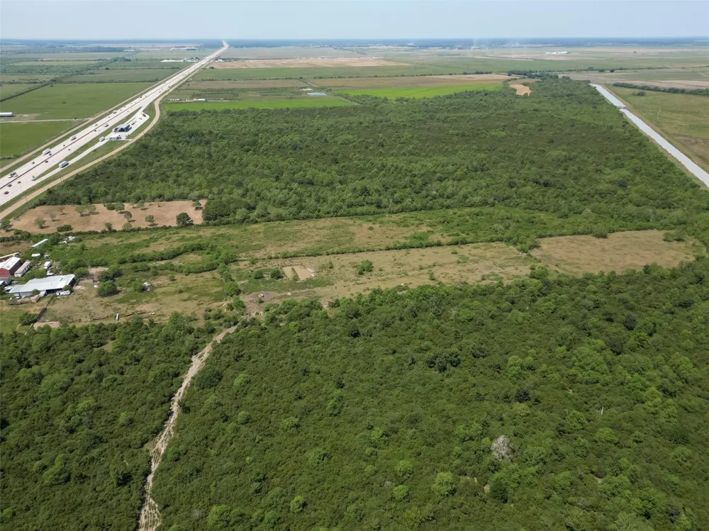 I10 Winnie, TX 77665