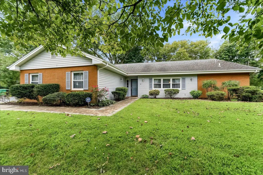 1 W FAIRWAYS CIRCLE Smyrna, DE 19977
