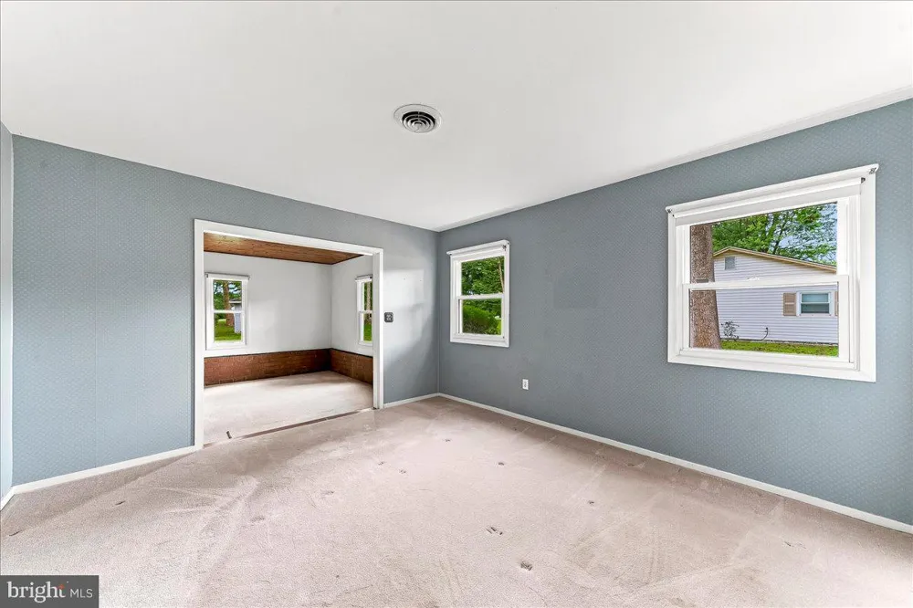 1 W FAIRWAYS CIRCLE Smyrna, DE 19977