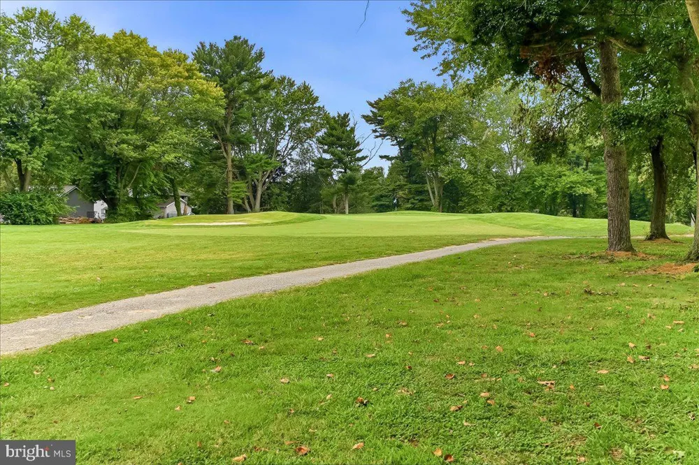1 W FAIRWAYS CIRCLE Smyrna, DE 19977