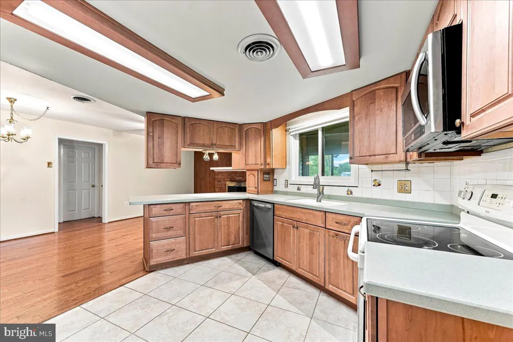 1 W FAIRWAYS CIRCLE Smyrna, DE 19977
