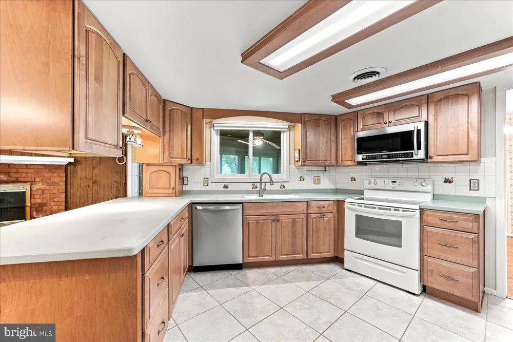 1 W FAIRWAYS CIRCLE Smyrna, DE 19977