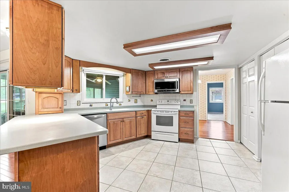1 W FAIRWAYS CIRCLE Smyrna, DE 19977