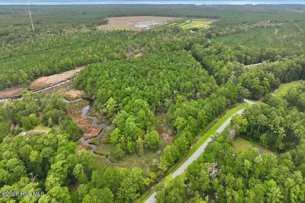 102 Cummins Creek Road Beaufort, NC 28516